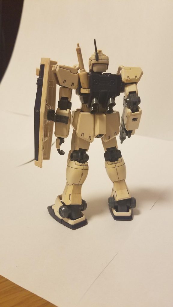 蛍光灯が褐色のせいで、色が視認できない(￣▽￣;)