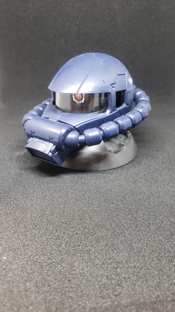 元々は黒い三連星のザクヘッドでした。