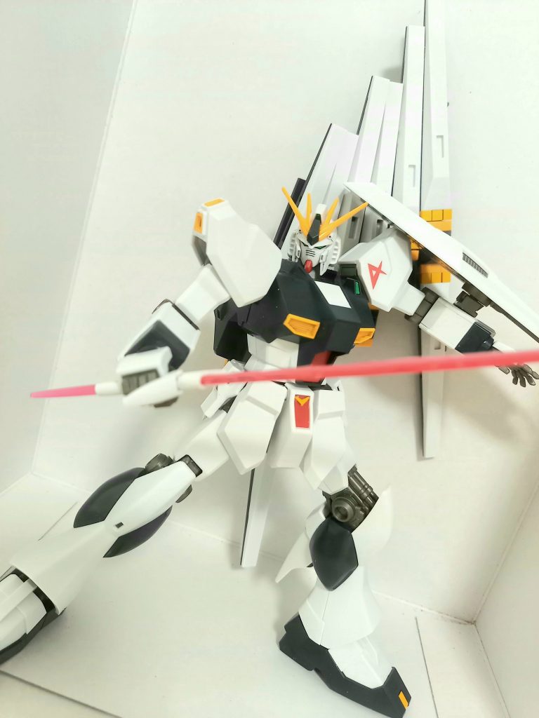 νガンダム–2枚目/制作者：Takanari