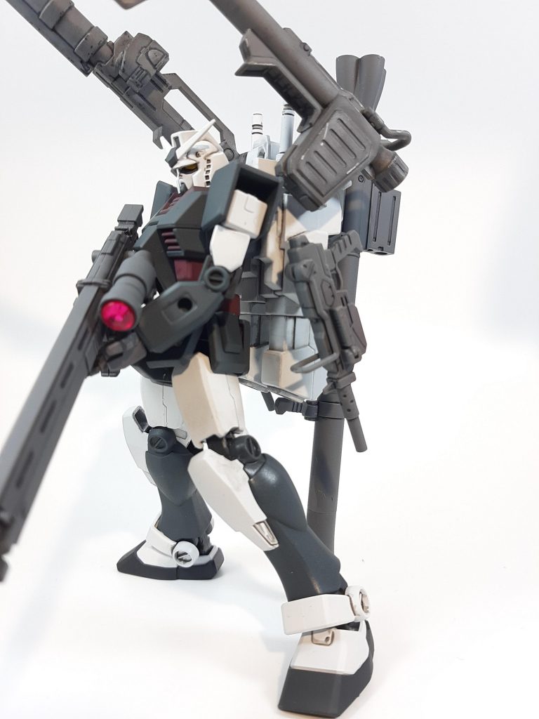 EGガンダム(フルアーマー陸戦仕様・サンダーボルトver)–3枚目/制作者：孤独のプラモ