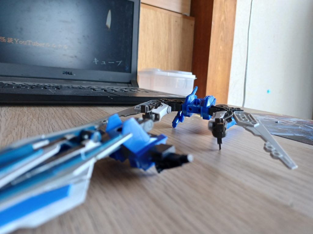 そして3号機と2号機を合体させて1号機と共にフリーダムNEXTに取り付けたら