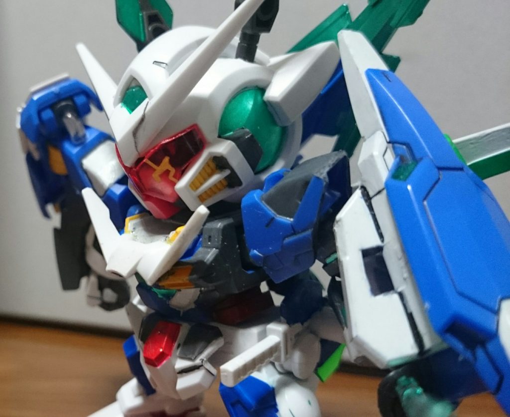 中の目は……辛うじて見えるっスね