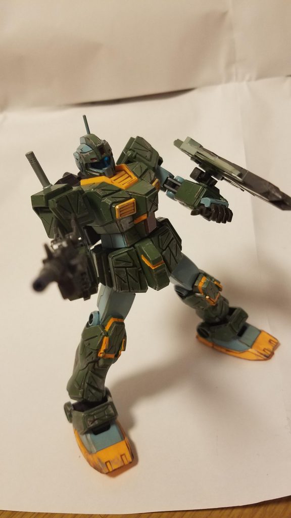 陸戦型御用達の100mmマシンガンが、ピンぼけ(￣□￣;)!!