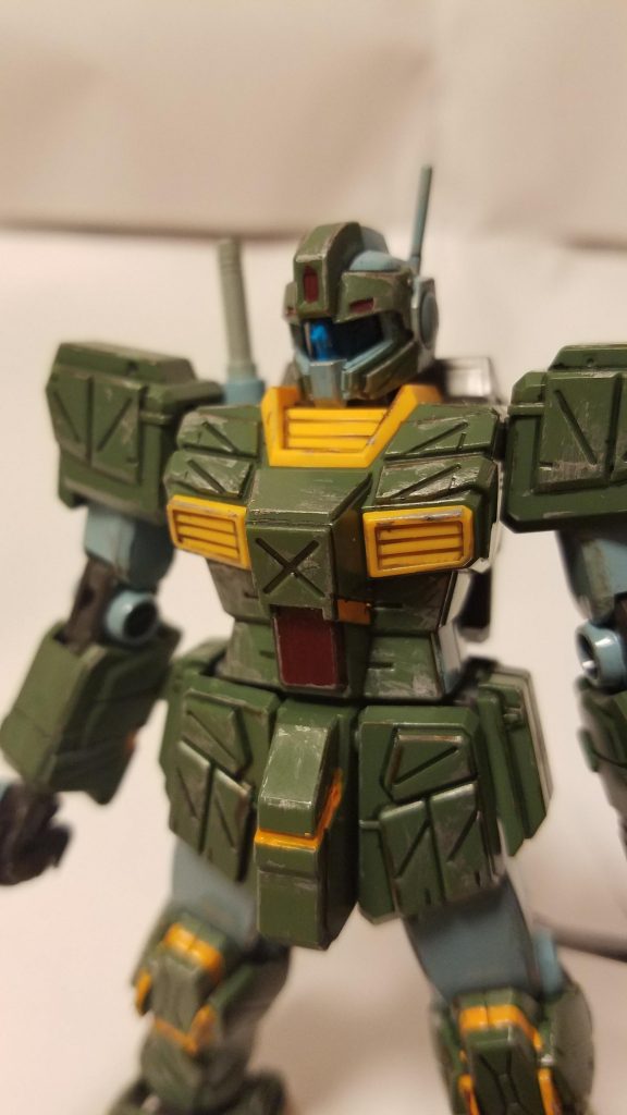 やっぱり蛍光灯のせいか茶色系の色は潰れるなぁ(￣▽￣;)