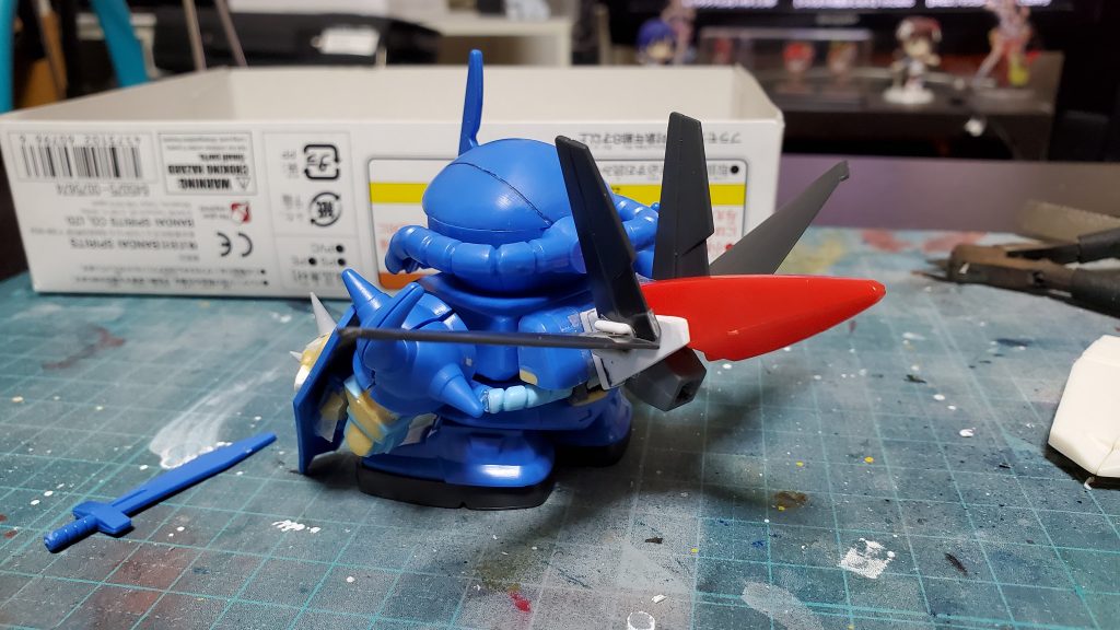 フライトユニットはエールストライクとZガンダムのシールドの一部を流用しています。