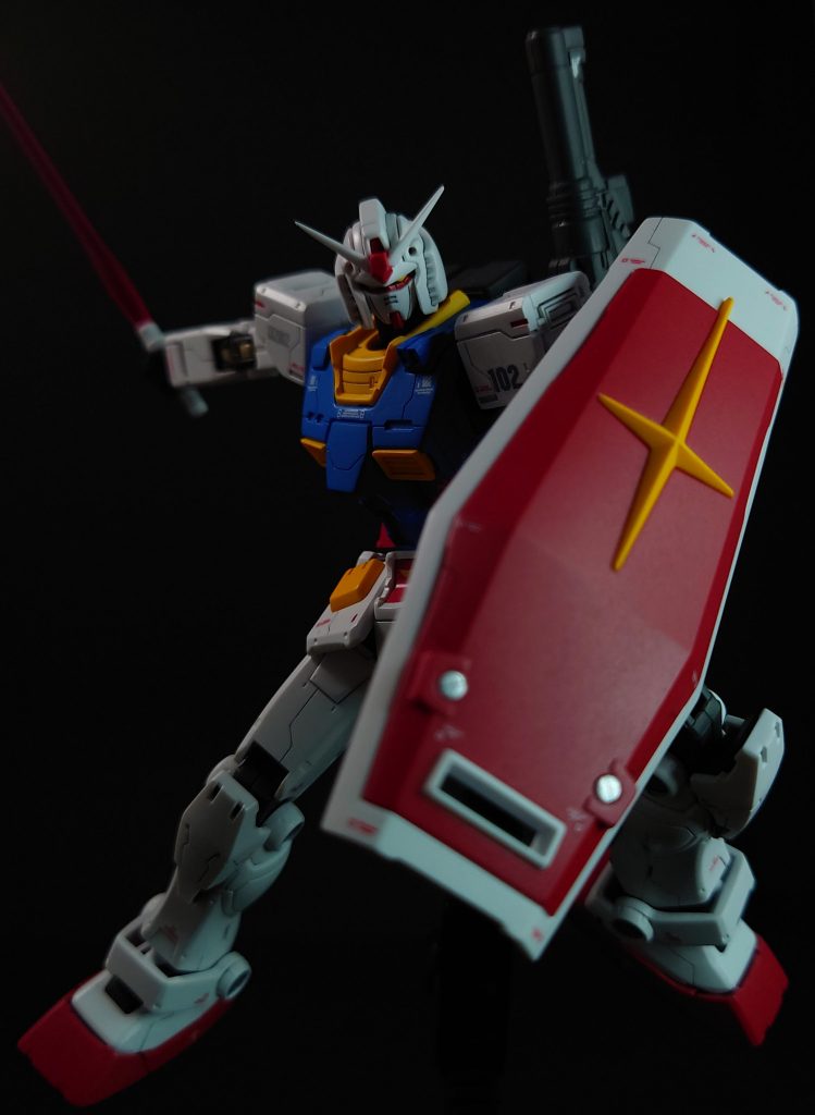 キット自体が本当に素晴らしいので、多彩なポージングが可能です。それっぽくするだけで、本当にカッコいい。