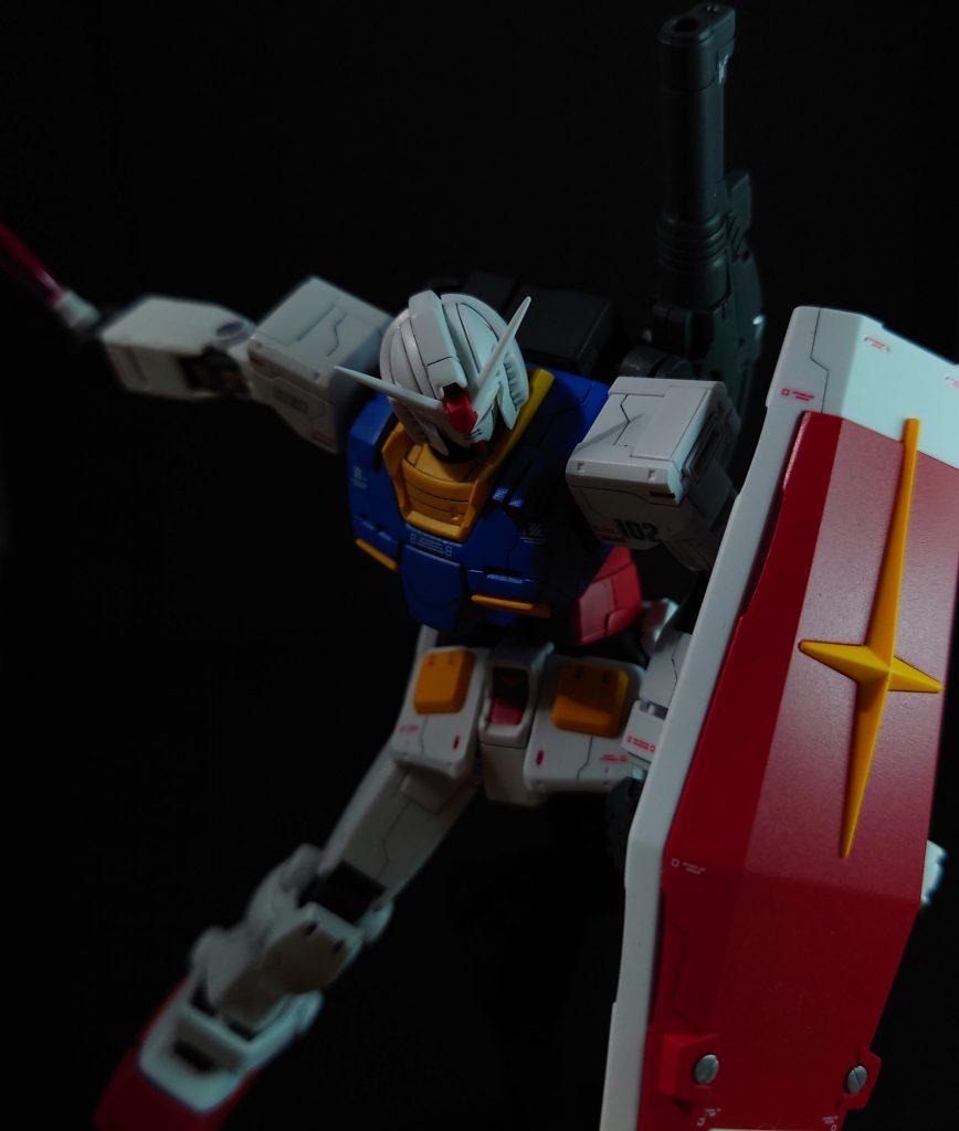 上からのアングル。ぱっと見わかりにくいですが、削ったり彫ったりと、練習がてら各所に手を入れています。