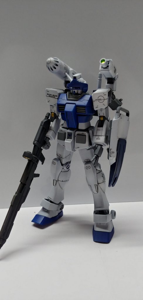 ガンダム試作中距離支援装備型–3枚目/制作者：サーカス