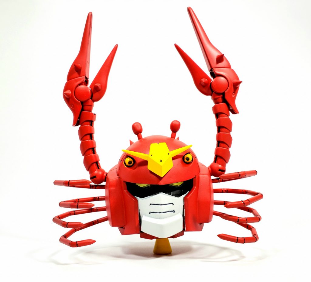 ベースはガチャガチャのガンダムヘッド。
