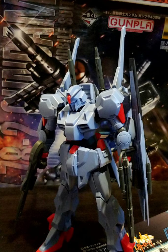 今回作ろうと思ったきっかけ今朝方3時くらいに目が覚めてしまい、本日は休日ということもあって二度寝しようと思ったけど寝付けれず。仕方なくガンプラ作ろうと思い買ってたMK-Ⅲを作っていて完成した時ぐらいにイメージした人の朝配信がYoutubeにて始まった。それを聴いていたらなんとなーくその勢いでその人のイメージしたカラーのガンプラ作りたくなって今朝から塗装したっていう。