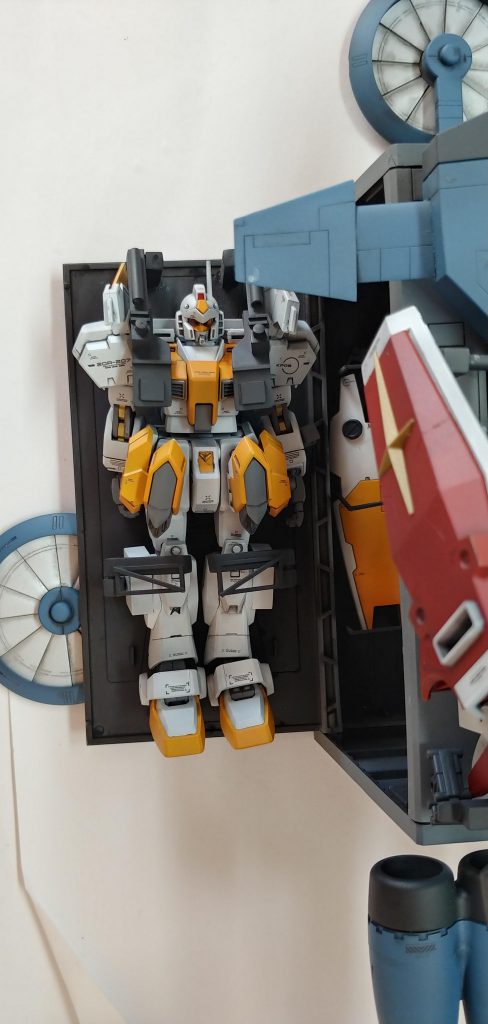 ジム試作装備重力下運用試験用複合型結構ギリギリ