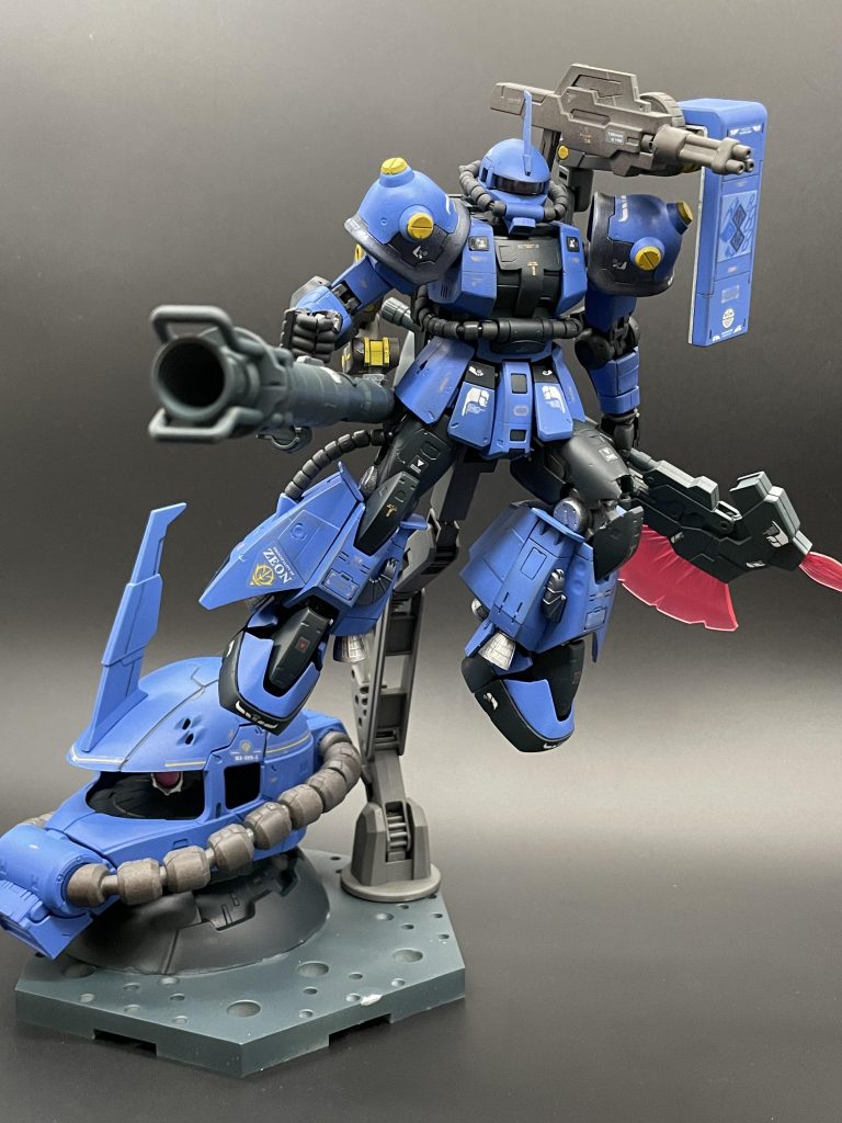 梅雨前に塗装は済みましたがフィニッシュは2週間も待ちました( ̄▽ ̄;)これからTwitterでザクタグのいいネタにもなりました(*´艸`)以上、ハヤブサ屋専用の高機動型ザクⅡでしたm(_ _)m