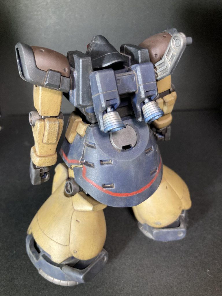 砂塵の中で/ドムトローペン重武装試作装備機–3枚目/制作者：yokuyoku