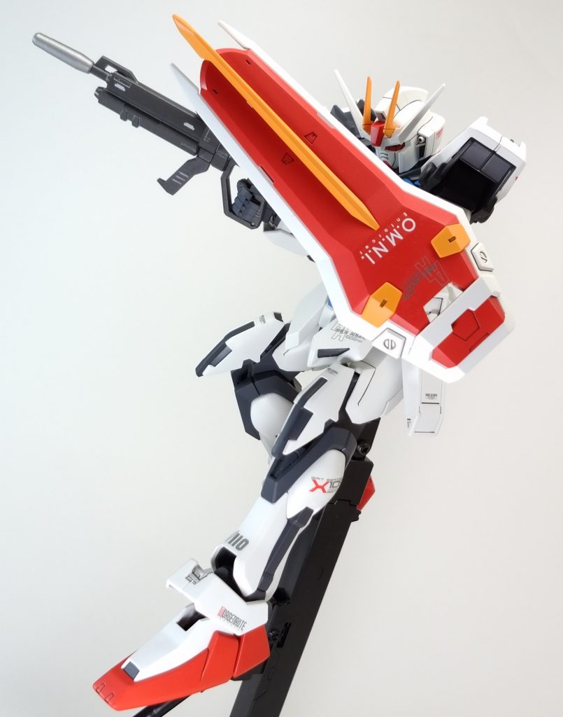 MG ストライクガンダム–3枚目/制作者：しろもももぐ