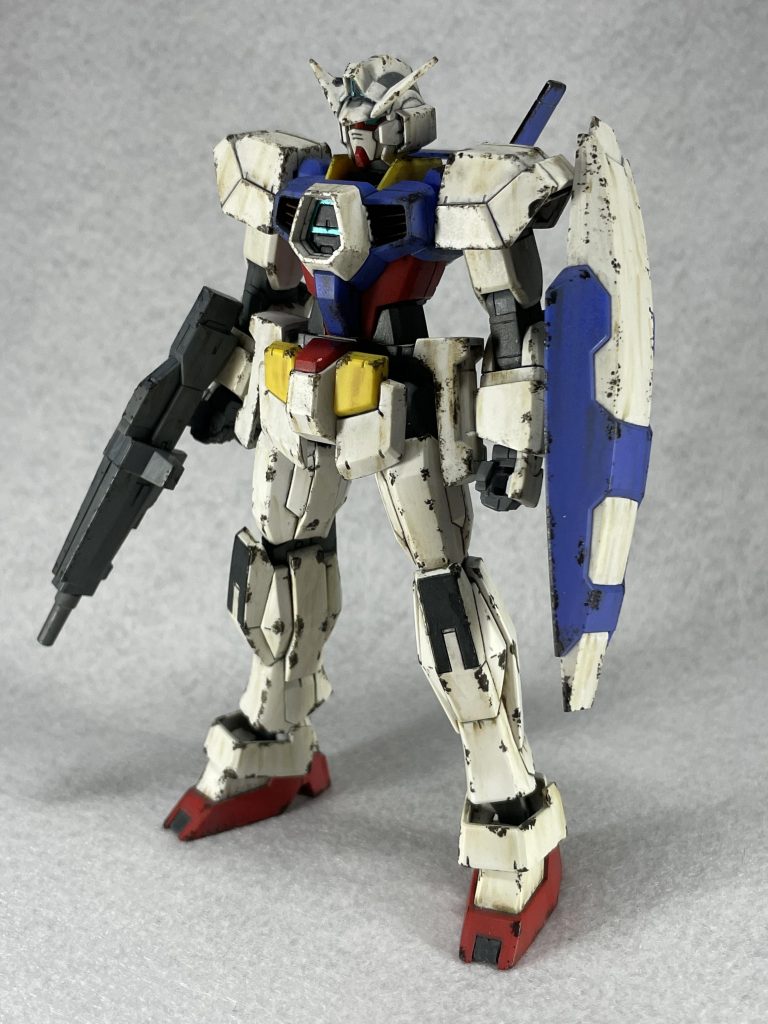 整形色仕上げで部分塗装を行い、ウェザリングはウォッシングとエッジング処理、リアリスティックマーカーで雨垂れ表現をしてみました！