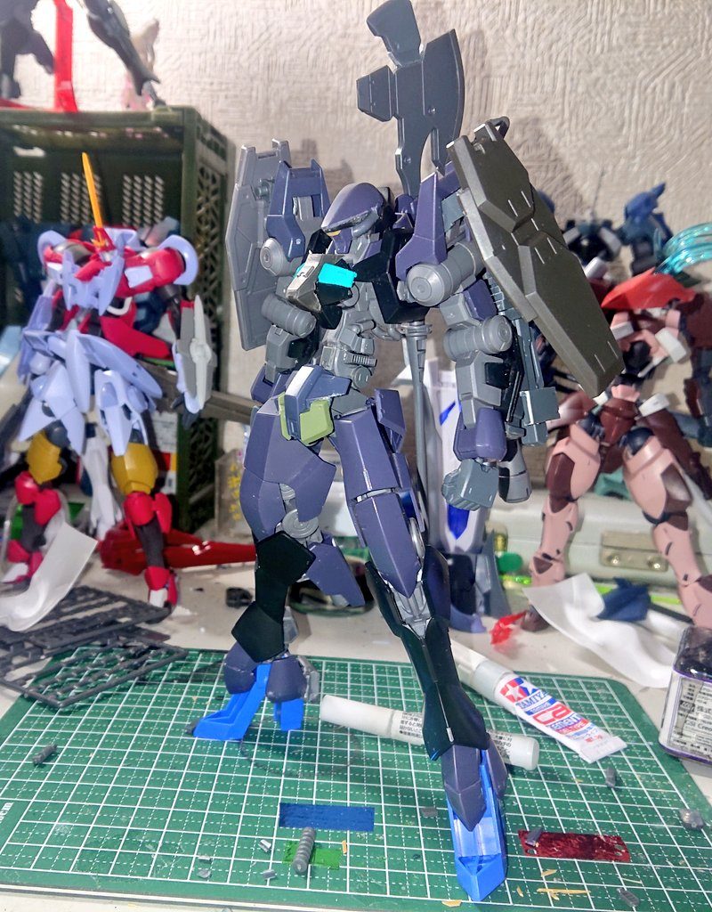 塗装前写真。ほぼグレイズ系のパーツですね🤣