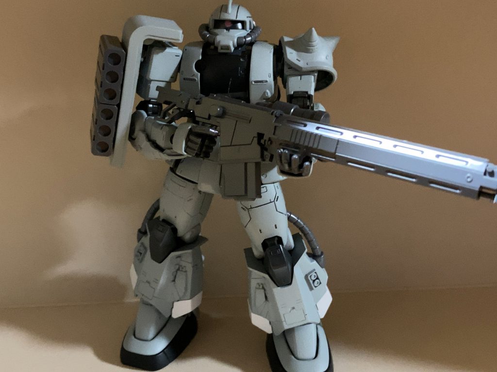 製作途中が無くデカール、ウェザリング、艶消しを行う前の状態…