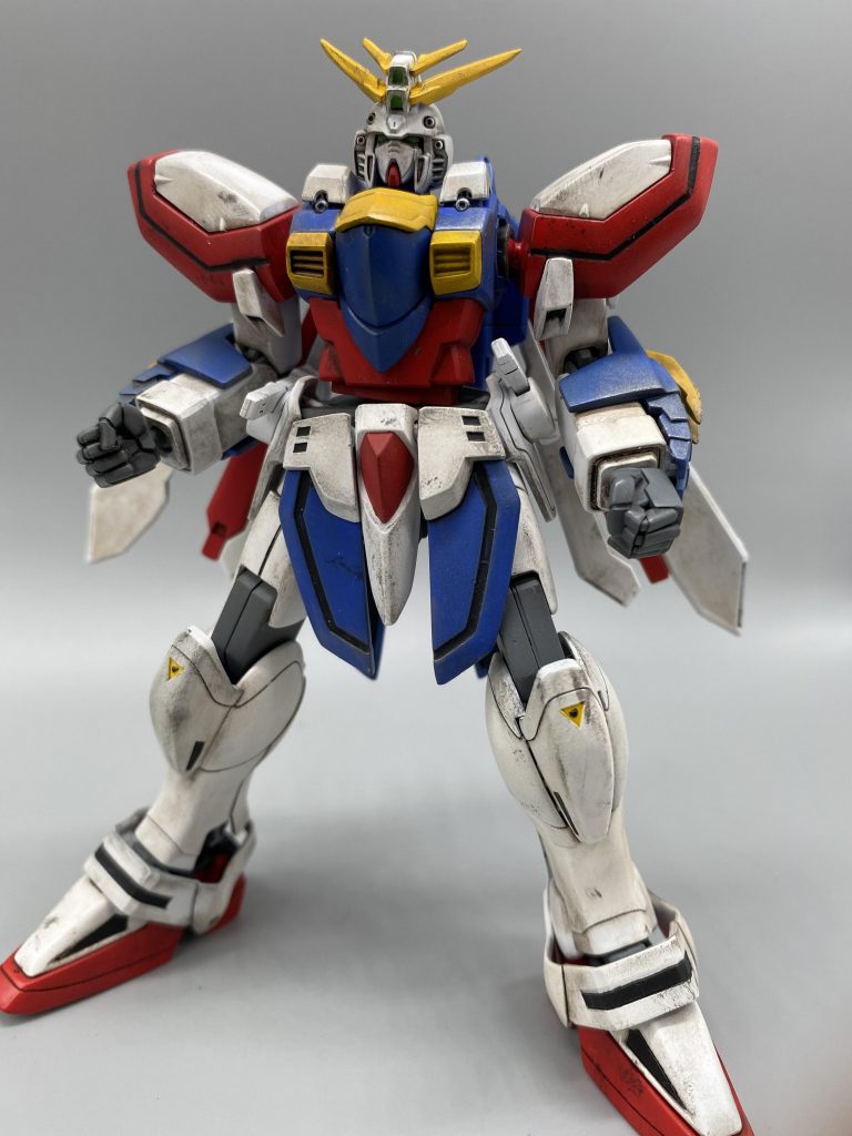 いやほんとジムとかばっかり作っていたので、トリコロールカラーって派手だなぁ、さすが主役機と作って思いました。