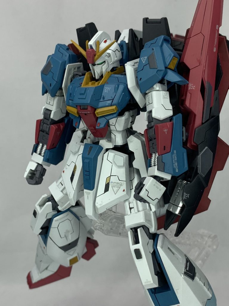 あとおでこの赤いパーツを紛失したためプラ板で作りました！笑