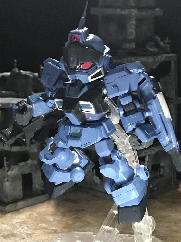 クロスシルエットのガンダムを加工して作りました。