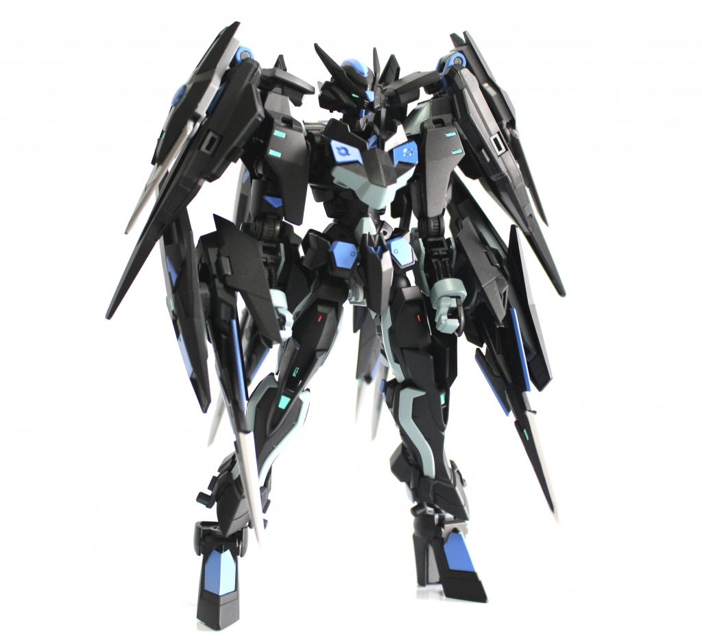 なるべくダブルリベイクのシルエットを崩さずに作っており、途中ダイバーエースユニットの組み合わせを思いついてミキシングしました！クアンタのバインダーがいい感じに肩のアーマーぽくなったのでバランスが良くなりました🙌カラーリング青→MSライトブルー黒→Mr.colorフィニッシングブラックサフ1500その他→Mr.colorライトブルー[115]センサー等→他キットシールの余白やラピテープ