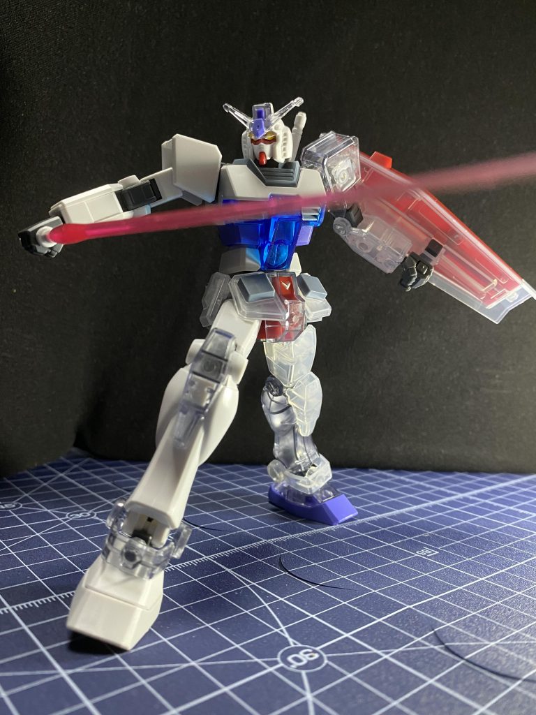 サーベルエフェクトは適当なジャンクから持ってきました。フルウェポン版でもつかないんですかね……？