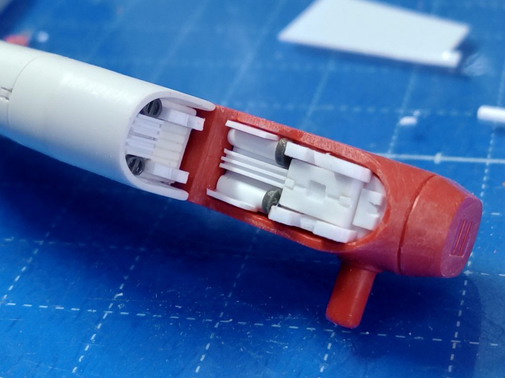 各部にメカディテールを追加