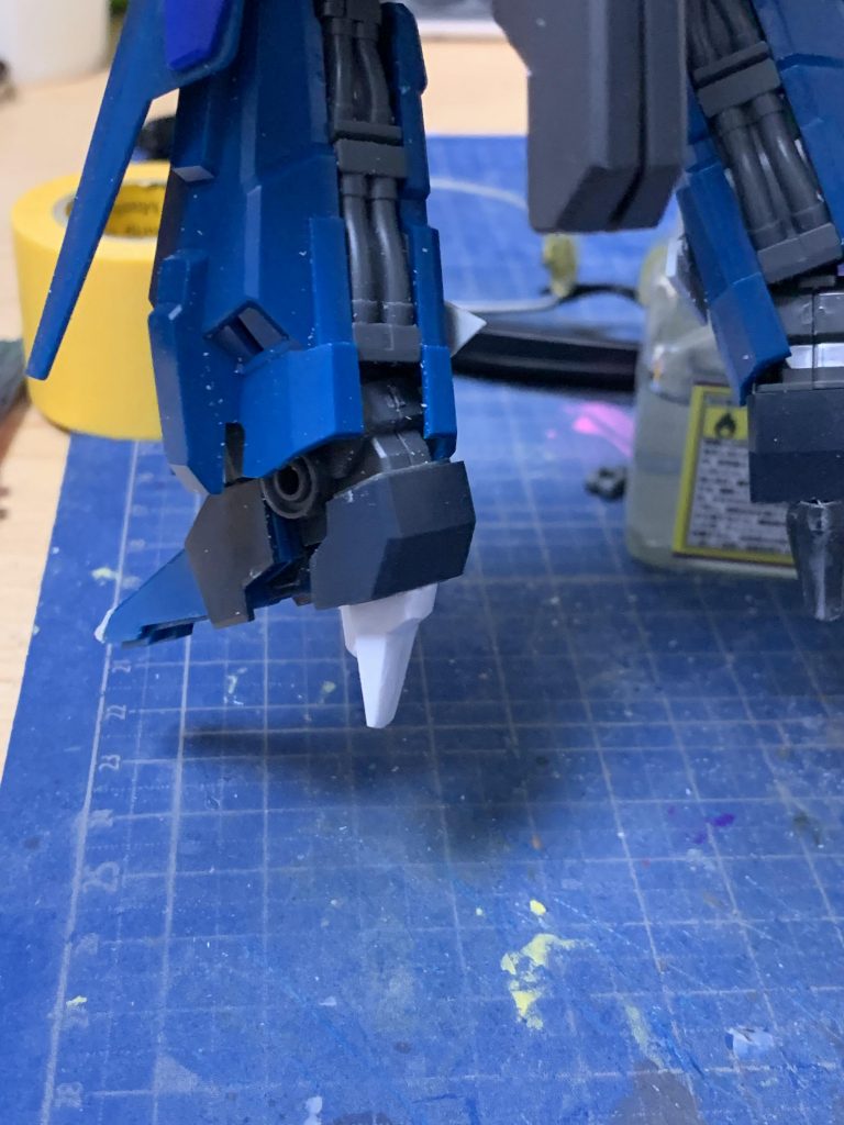 ヒール部分はエクシアのフロントアーマーw意外と良い形でしっくり。