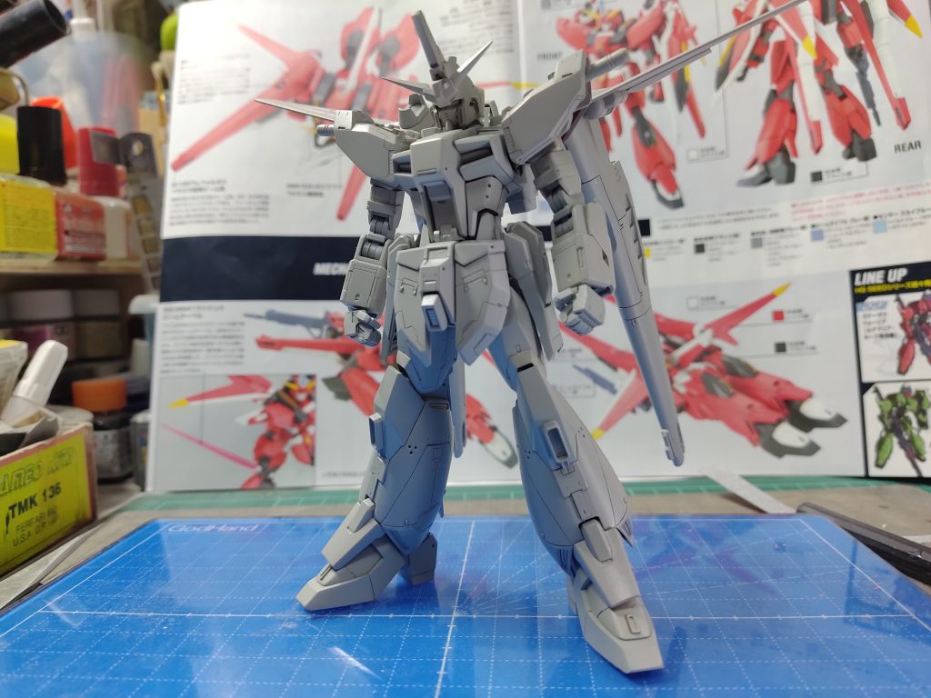 塗装前サフ吹き状態