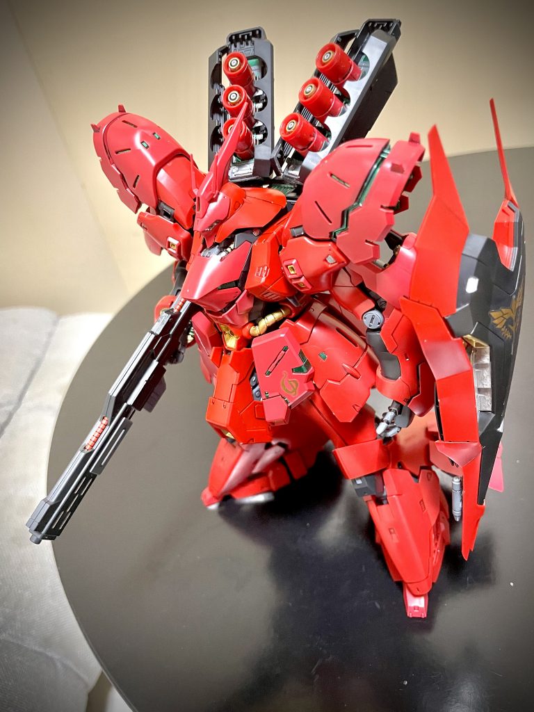 RGサザビー–3枚目/制作者：スヅキハヤツ