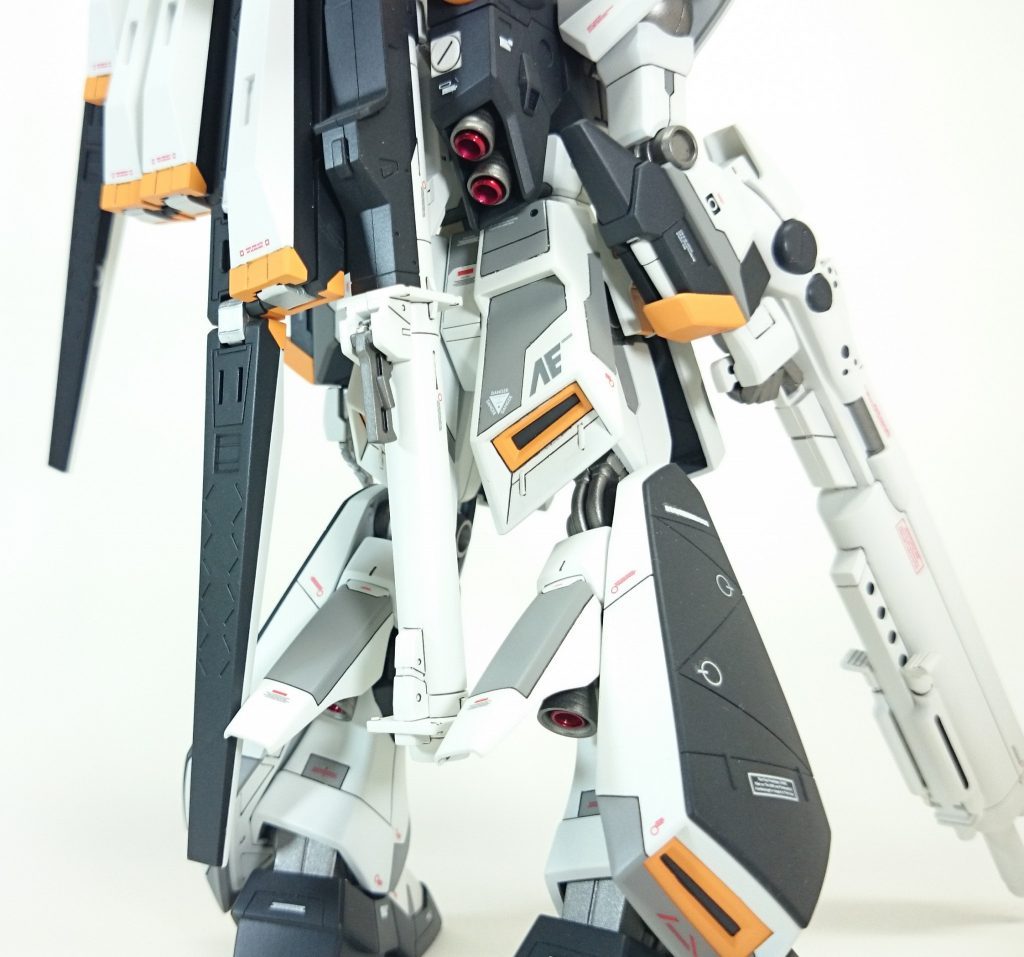 HGUC νガンダムHWS–4枚目/制作者：しろもももぐ