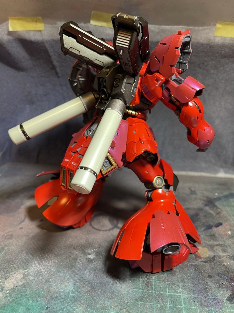 下地の色を変えて赤の違いを表現しました💦