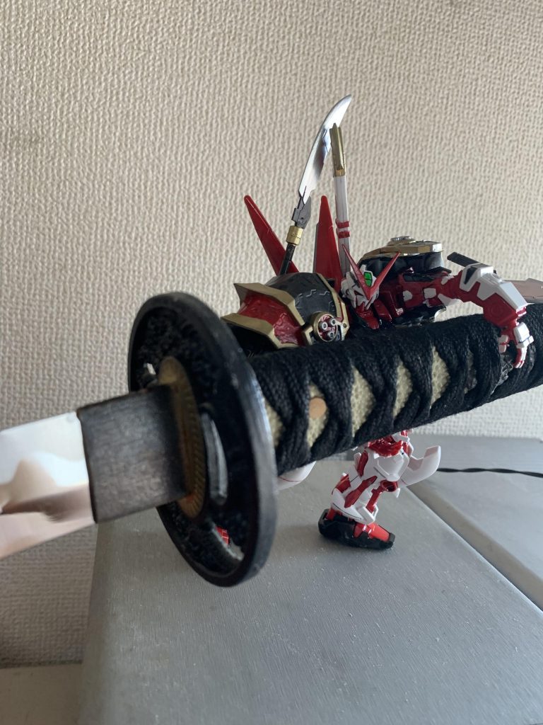 パワードレッドモチーフならやはり150ガーベラは外せないので。