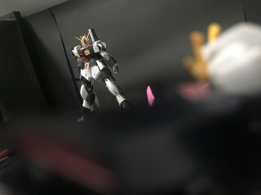 νsガンダム「化け猫め…」続く