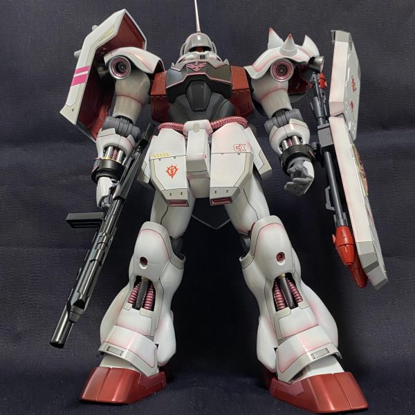 MGギラ・ドーガ　女性パイロット専用機