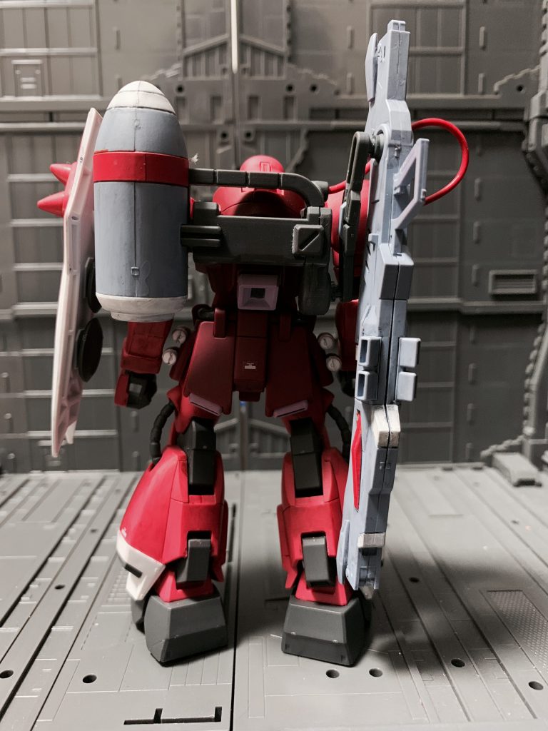 バックショット。ガナーウィザードが目を引きます。単色でしたがシールを使わず塗り分けました。