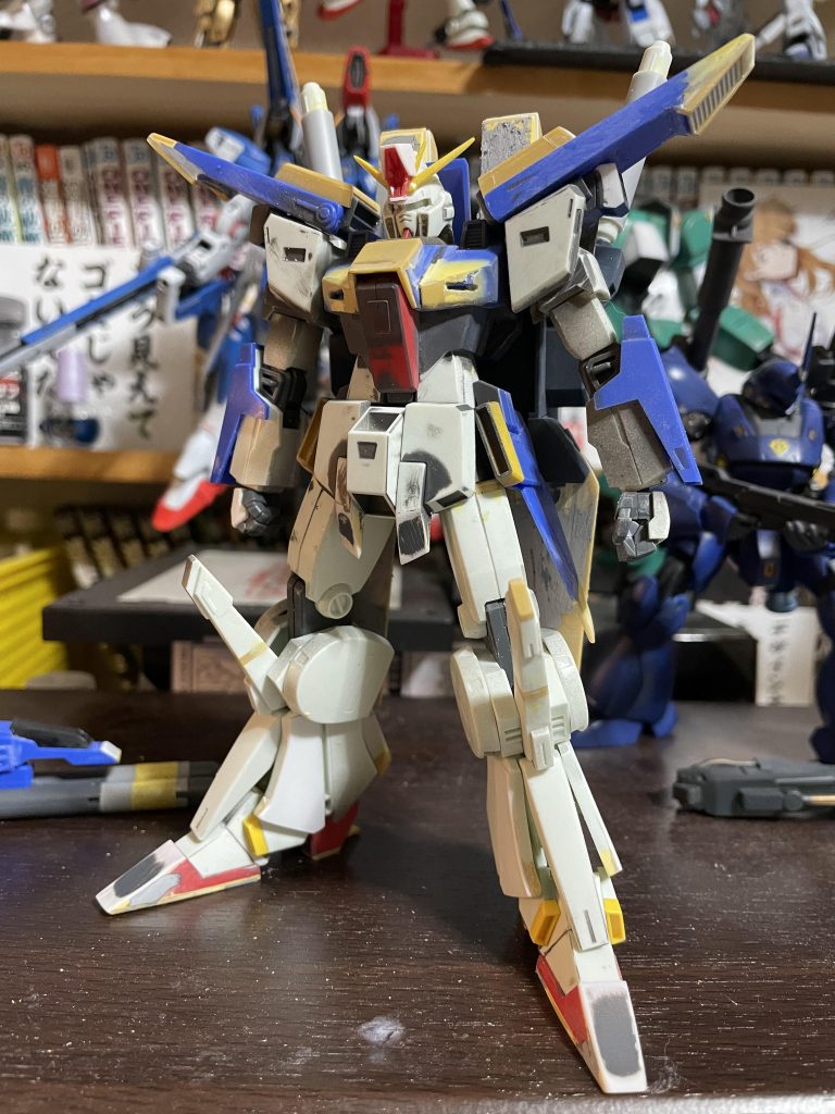 切って、盛って、貼っての繰り返し、初作業でした。