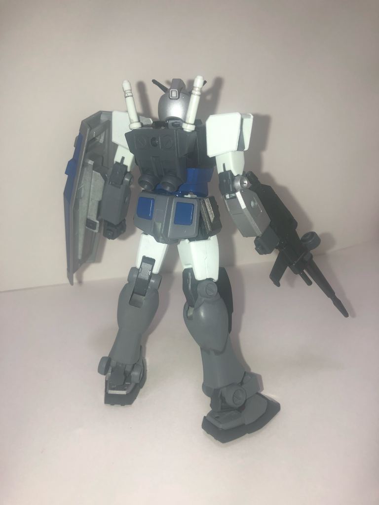 毎回のように、目立つような合わせ目は消してます