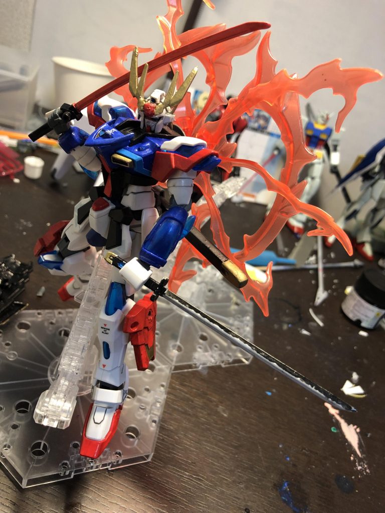 オーバーブーストモードでは徒手空拳に加え炎華とビゼンオサフネの二刀流で戦う。必殺技もパワーアップし二つの刀で放つ斬撃、「双炎斬武」となる