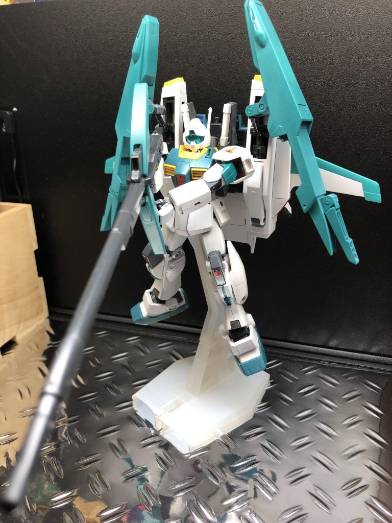 なんか小説？でみたGディフェンサー背負ったジムIII(カラーはジムIIIに寄せてます