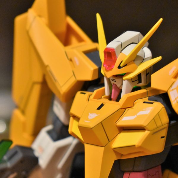 1/100 アリオスガンダム