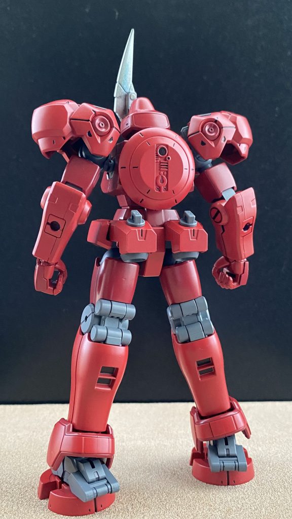 ELダイバー バルト 金髪に褐色の肌、碧眼、その左目にアイパッチ(眼帯)と、色々詰め込んだ容姿をした青年のアバターをしている。豪放磊落で直情型ではあるが、冷静な判断能力も持つ。が、接して見ると気の良いあんちゃんである。