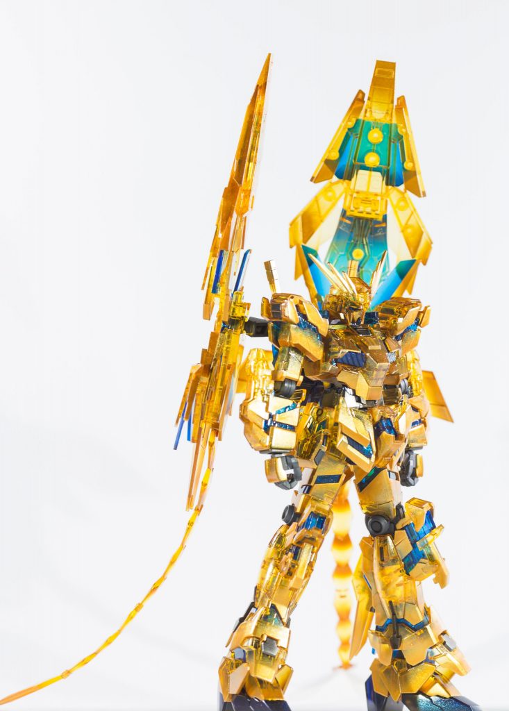 HGフェネクス–3枚目/制作者：ヨッシー