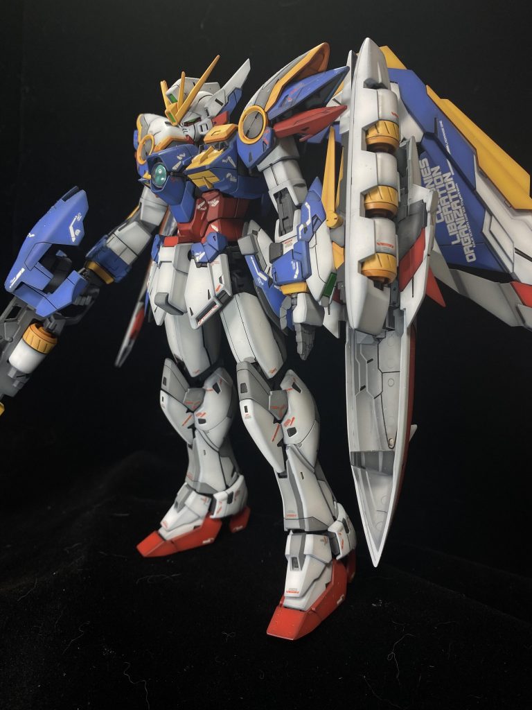 MGウイングゼロとMGウイングverKaのニコイチです。
