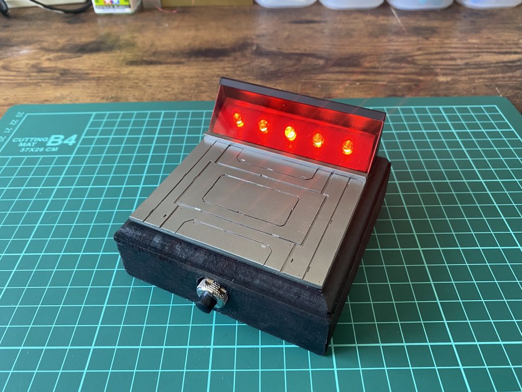 ダイソーのライトを改造