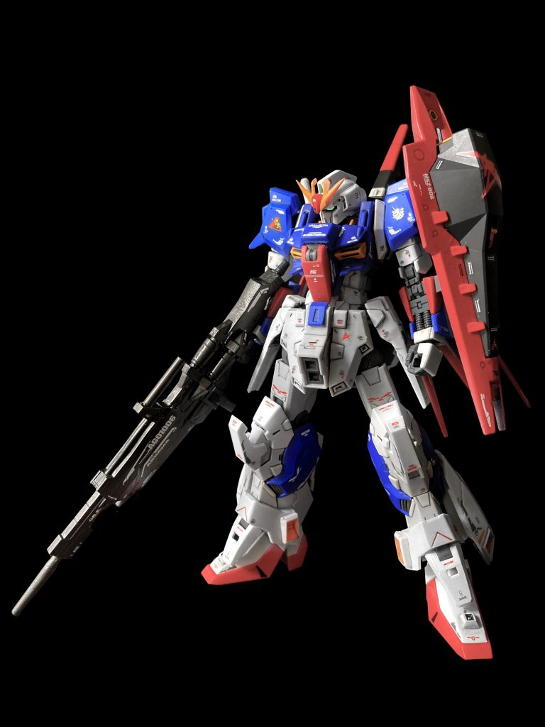 ゼータの横顔が個人的に全く好みじゃなかったので、ストライクの後頭部を移植して絶壁を直しましたw