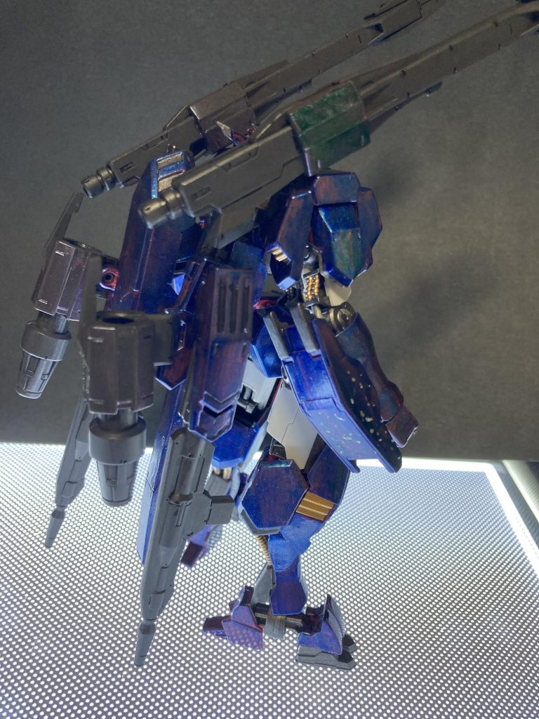 もっと元のピンクが浮いてくると思ったんですが、クリアブルーが濃くて青強めに・・。