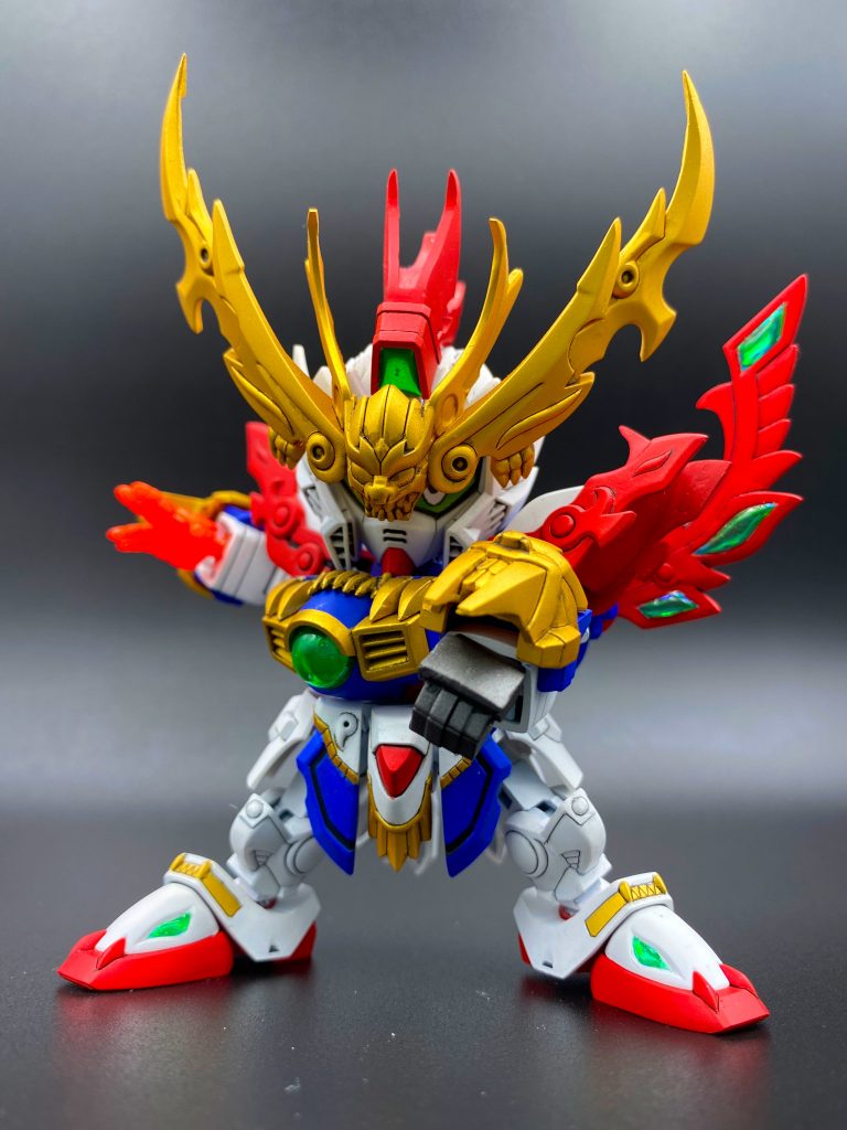 「神拳爆砕!」腕部の羅喉爪(らごうそう)は青色のパーツを逆に付けることで少しだけ前に出せます。