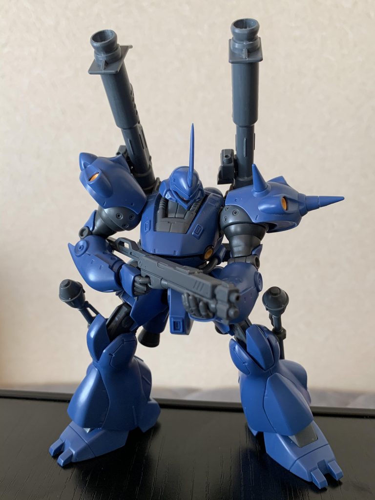 合わせ目消しの素組状態です。アンテナのみシャープ化しました。