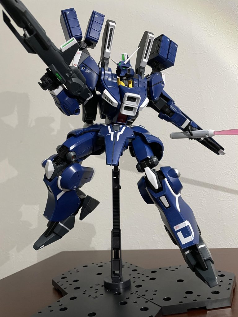 パッケージポーズプレバンでもカラーになってて感動しました！